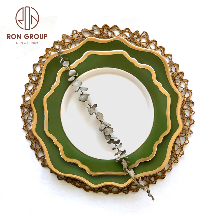 Wholesale gold rim green porcelain plate set for wedding rental