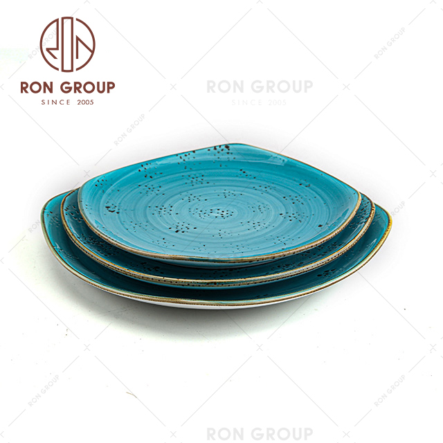 blue and white porcelain plates crockery products for hotel 
