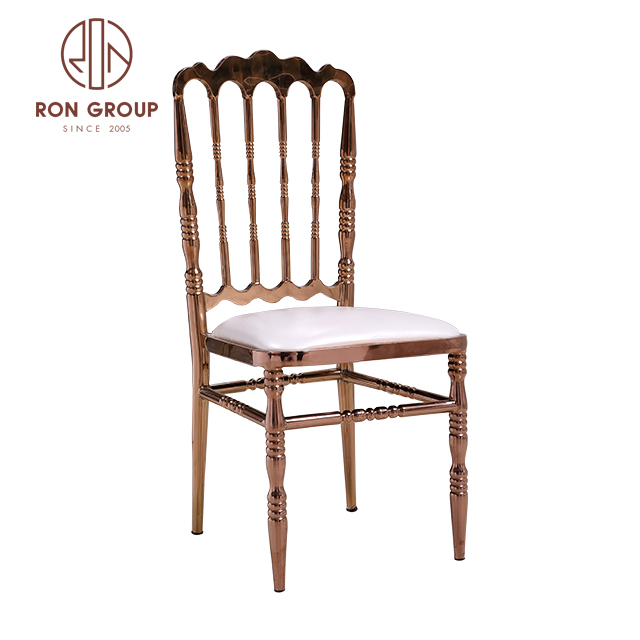 Wholesale metal stackable event tiffany chiavari wedding chair with cushion