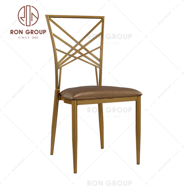 Wholesale wedding furniture metal iron outdoor dinning chair with soft cushions