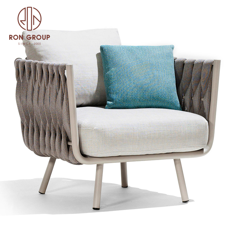 Customize furniture factory outdoor furniture Rattan patio pool chairs 