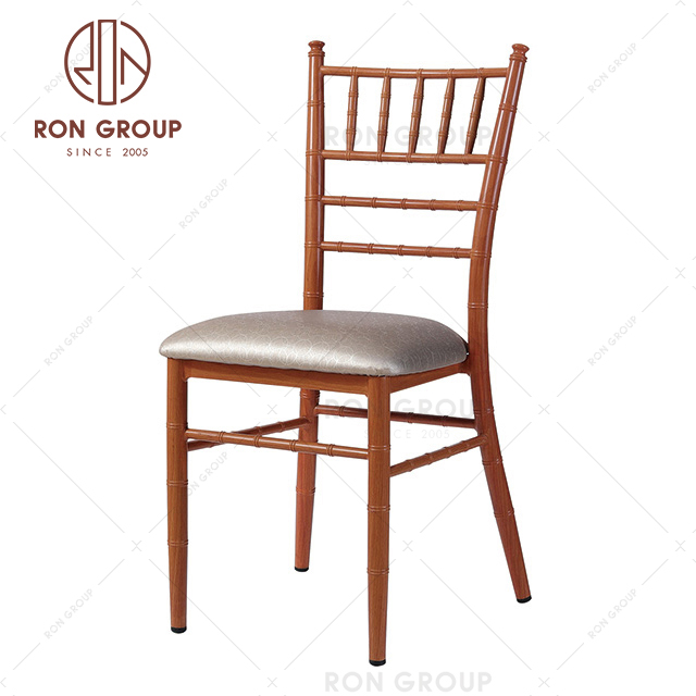 Wholesale stacking aluminum tiffany chair chiavari with cushion
