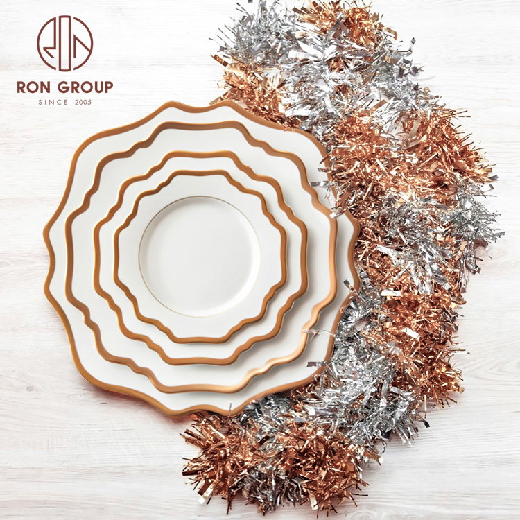 Best Selling Ceramic Charger Plate Wholesale Ceramic Plate With Gold Rim For Wedding Decoration