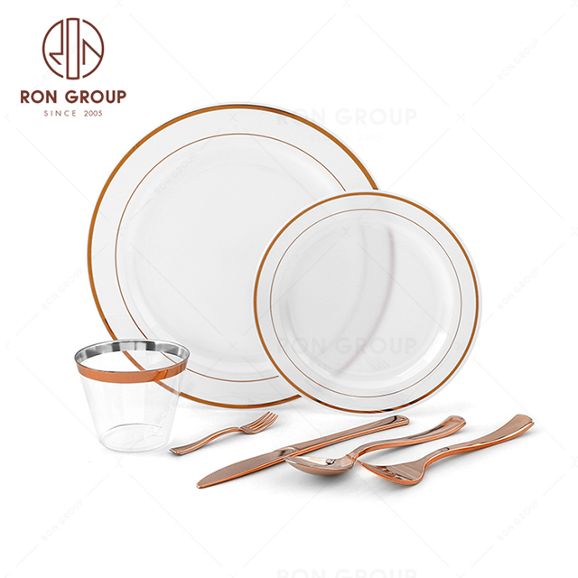 RND22-43S Birthday wedding cocktail parties Rosegold Disposable Dinnerware Set Gold Rim Plastic Plates Paper Napkins