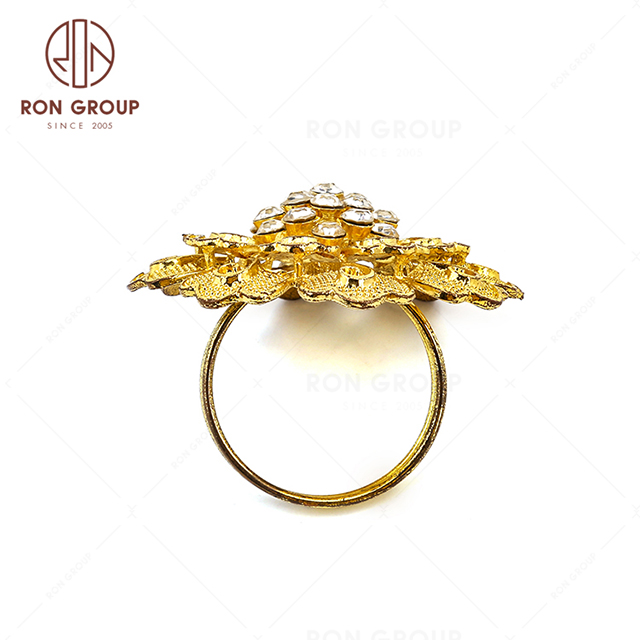 Hot sale metal hotel wedding event flower napkin ring for table decoration